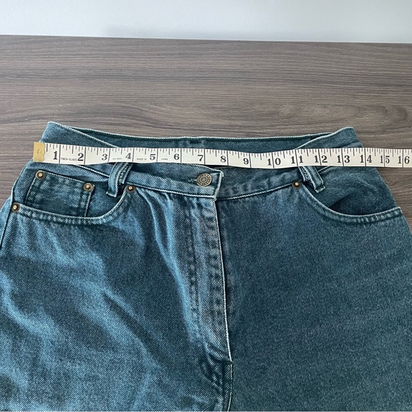 Vintage High-waisted Medium Blue Wash Straight Leg Jeans - Picture 8 of 10